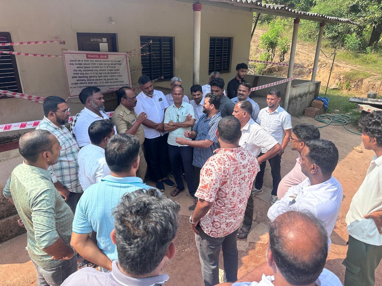 d7165135-bee4-404b-99f1-ad35b21c7f88